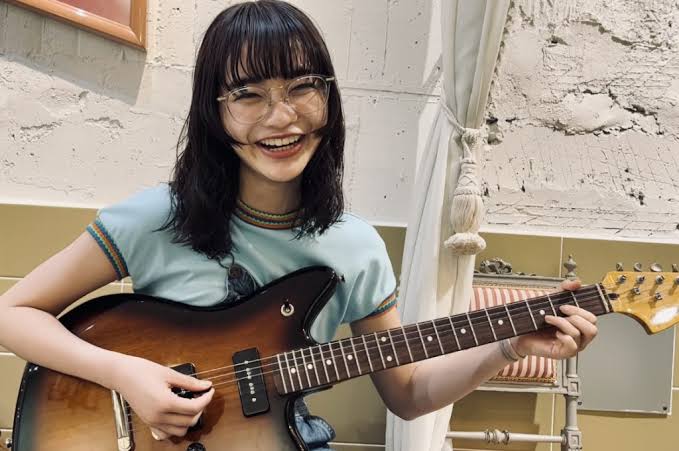 見上愛さんの家族構成|