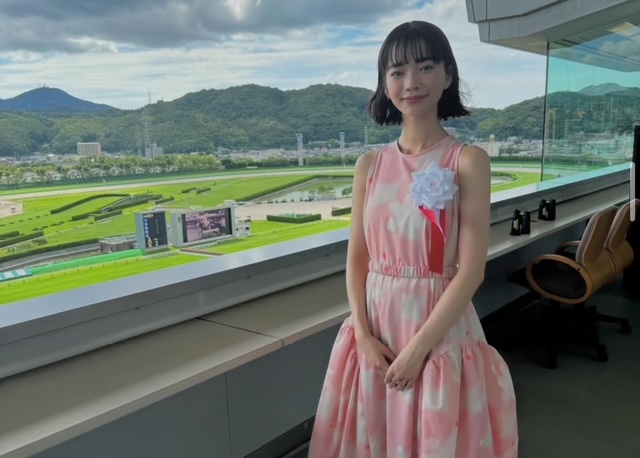 見上愛さんの家族構成|