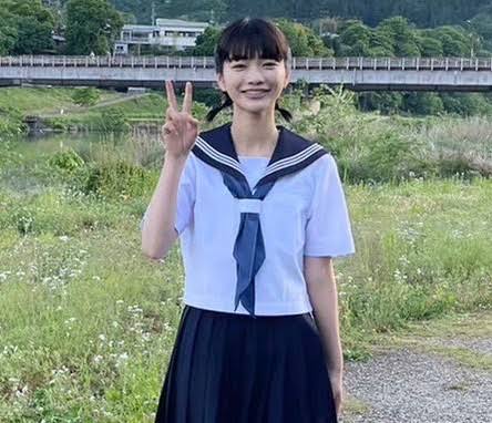 見上愛はハーフで英語力が高すぎると話題!帰国子女の噂も?徹底調査