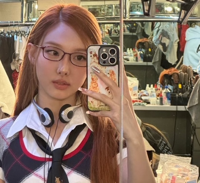 【画像】TWICEナヨン家族構成|両親は離婚していて母親と彼氏の裁判とは?!