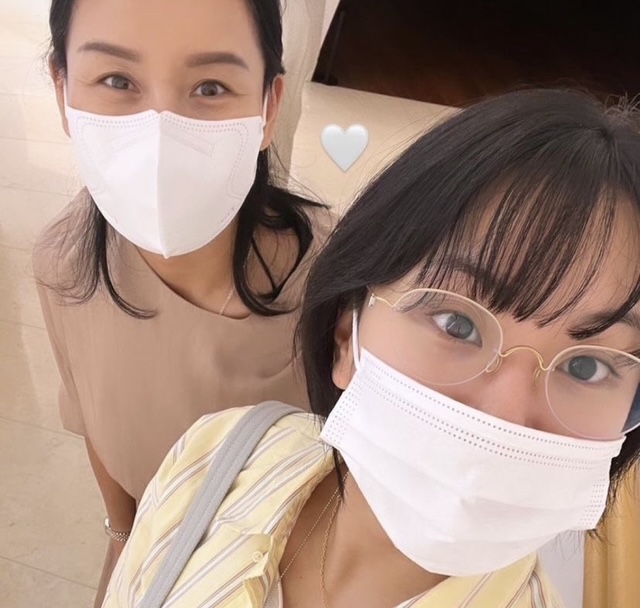 【画像】TWICEチェヨンの家族構成|母子家庭育ちの噂⁉母親がミナに似てる?