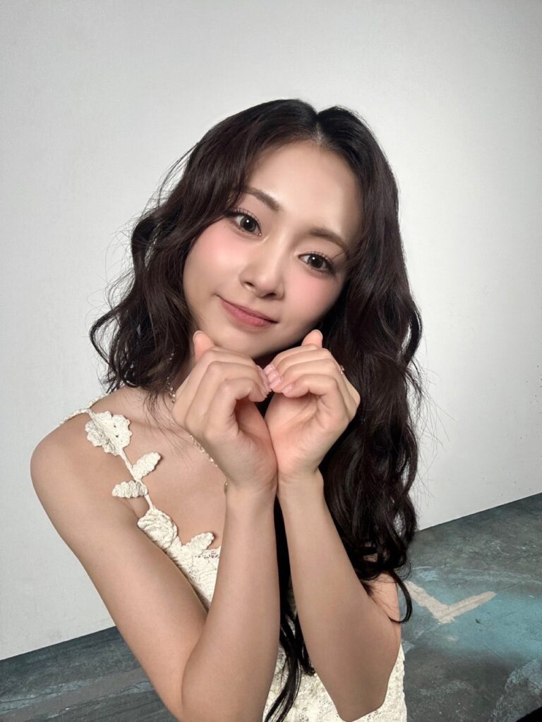 TWICEツウィ兄弟構成|双子の噂の真相は?イケメン兄の画像やインスタは？