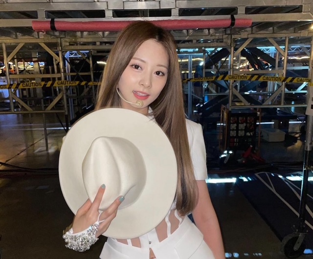 【理由⑤選】TWICEツウィの実家は超お金持ち！有名投資家の娘だった！