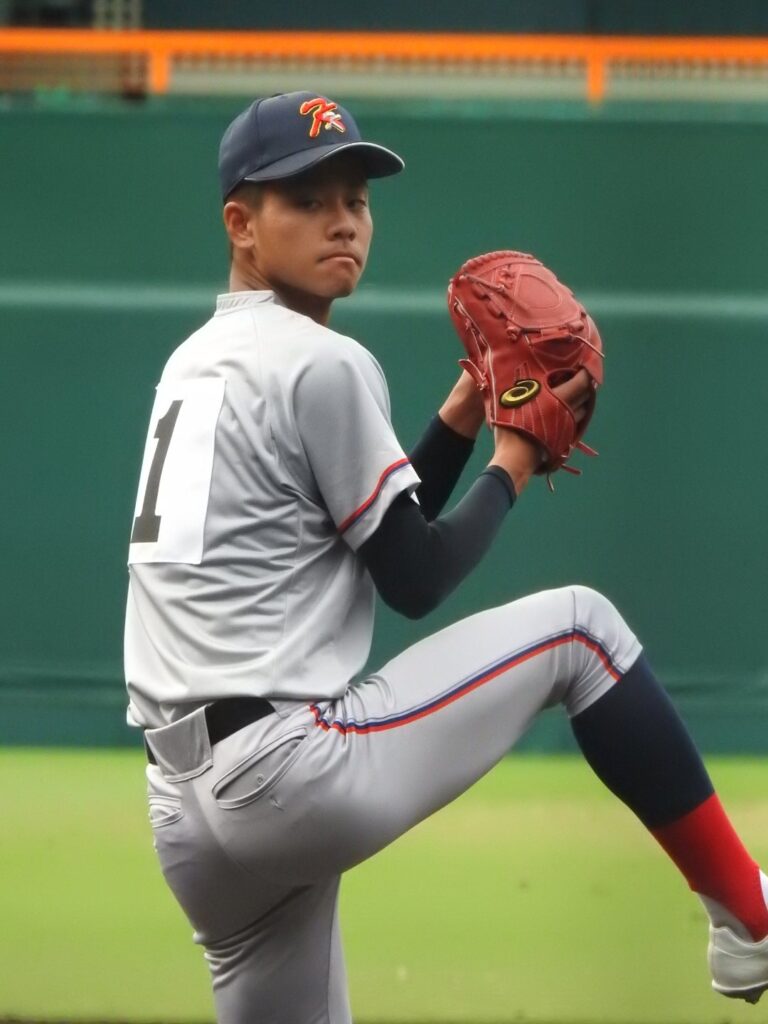 【京都国際】西村一毅の家族構成|両親の職業は?野球一家で弟も注目選手！