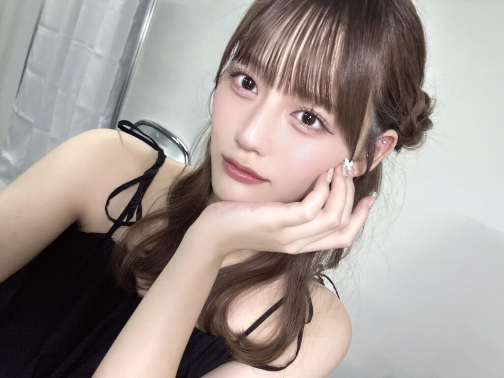 髙松瞳の家族構成|父親はギャンブル好き!?超美人な母親や姉の画像や職業は?